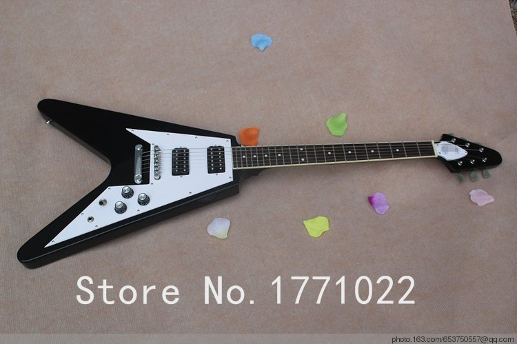 Електрогітара гітара Gibson Epiphone Flying V China чорний з білим пікгардом