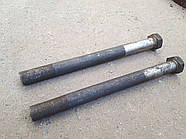 Болт 74.35.514 кріплення бугелів задньої навіски трактора Т 74