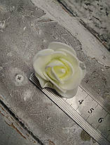 Троянда з фома. Молочна 3 см. 10 шт. в упаковці