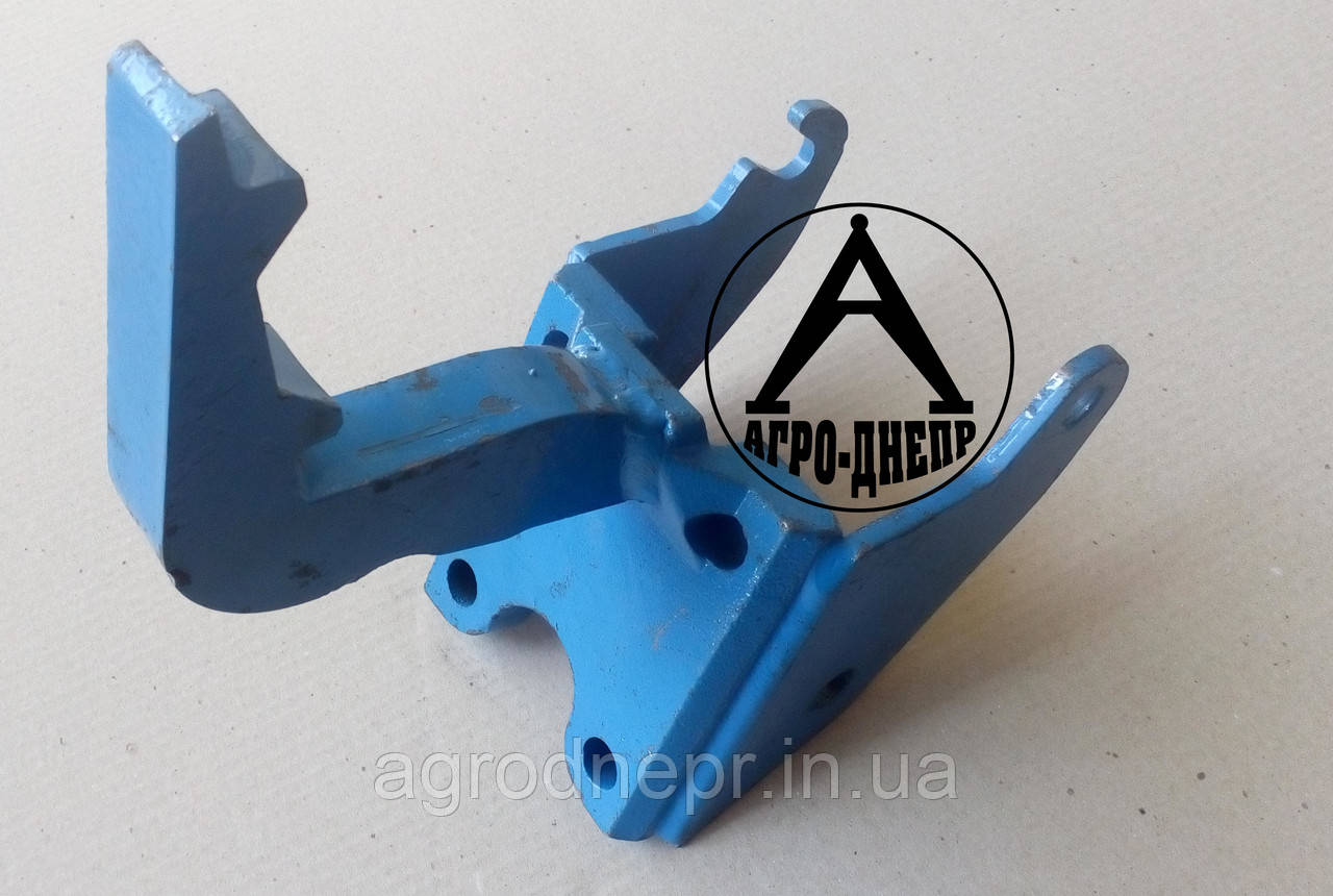 4128110 Кронштейн стійки дискової борони Lemken Rubin 90*90/D20*128-D18