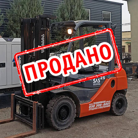Вилочний навантажувач газ-бензиновий 2,5 тонни Toyota 02-8FGF25 2014 б/у, фото 2