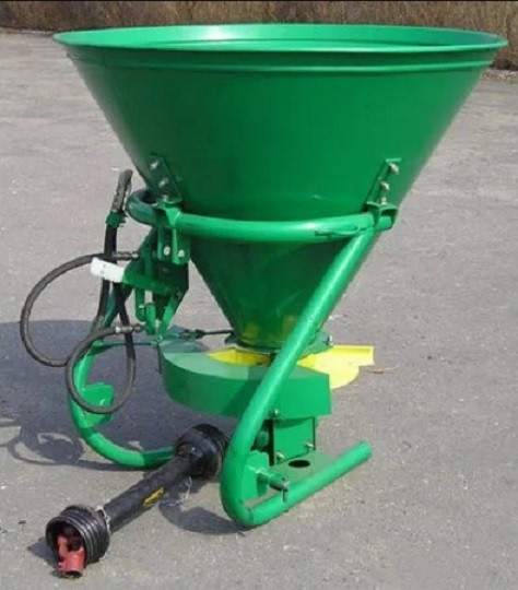 Розкидач солі та піску 500 л МВУ-500 (кардан у комплекті)