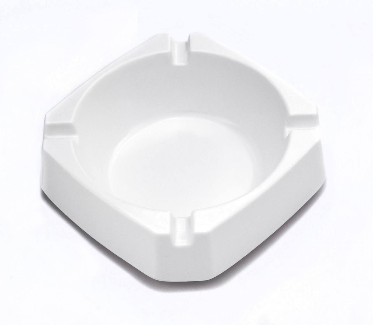 Попільничка квадратна відкрита 92×92×30 мм біла