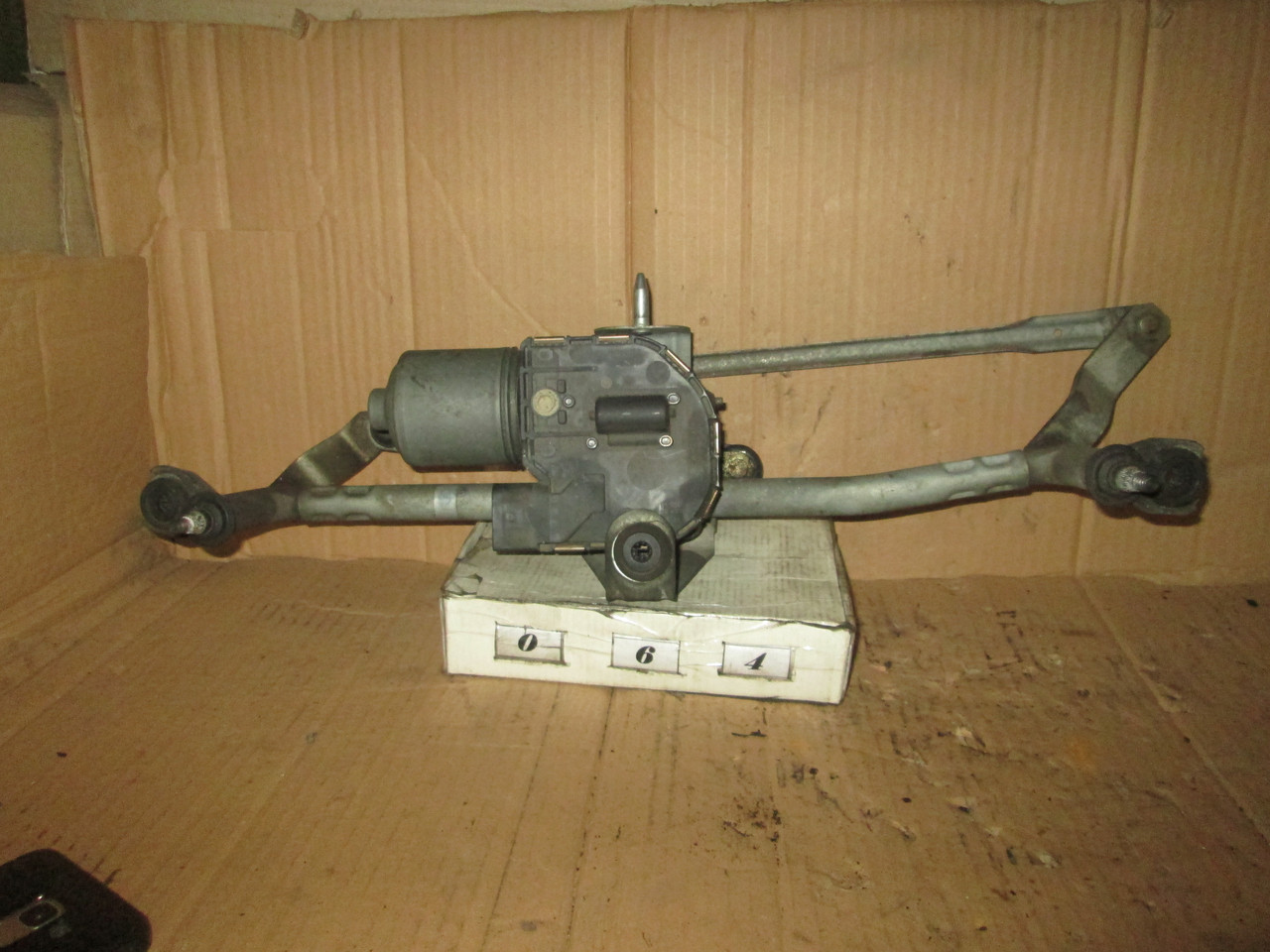 Б/у трапеція двірників 1T2955023A 1T2955119A для VW Caddy Touran (ПРАВИЙ РУЛЬ) 2004-2015