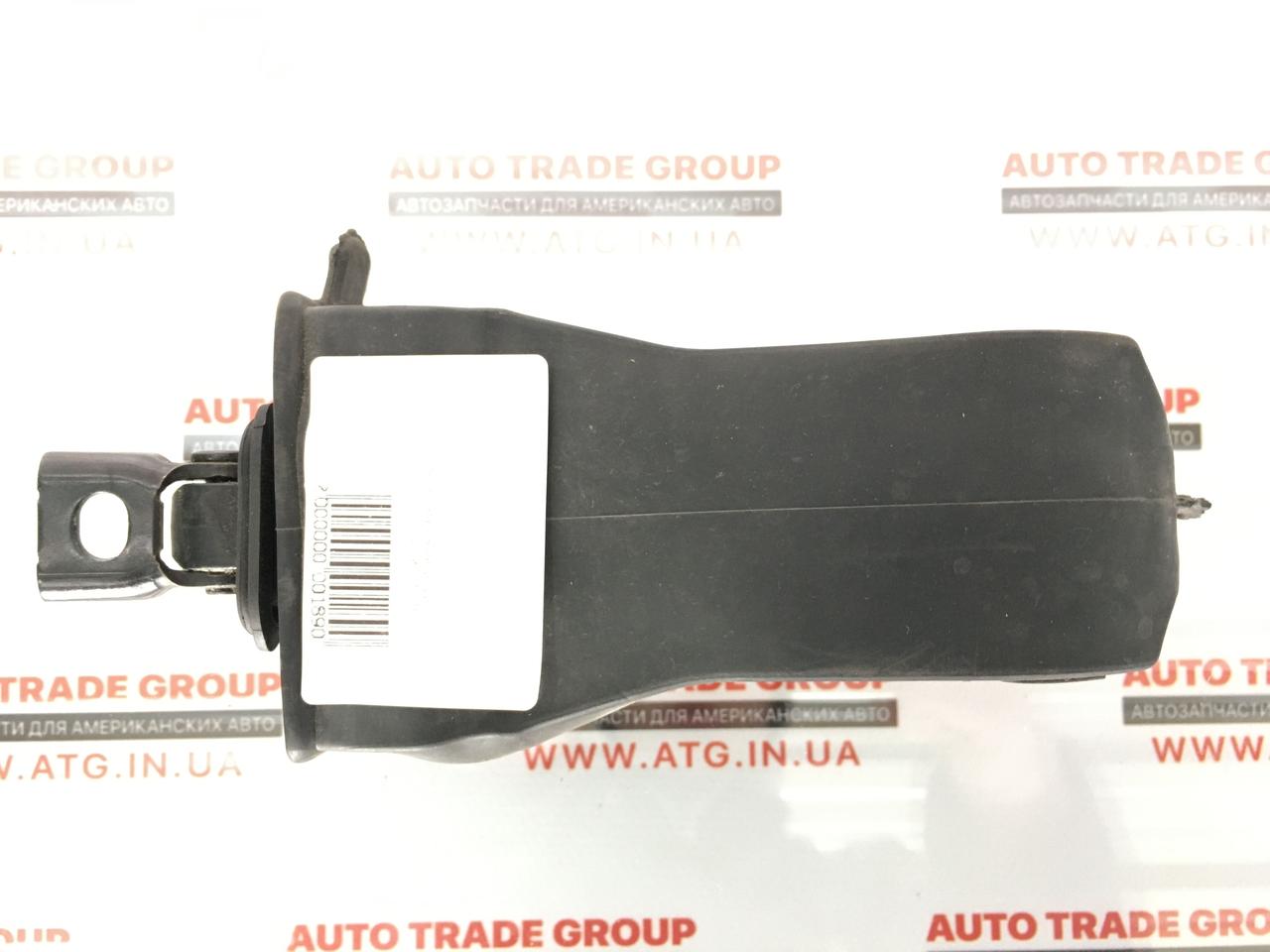 Обмежувач двері задній правий VW Passat B7 USA 2012-2015 561-839-249-C