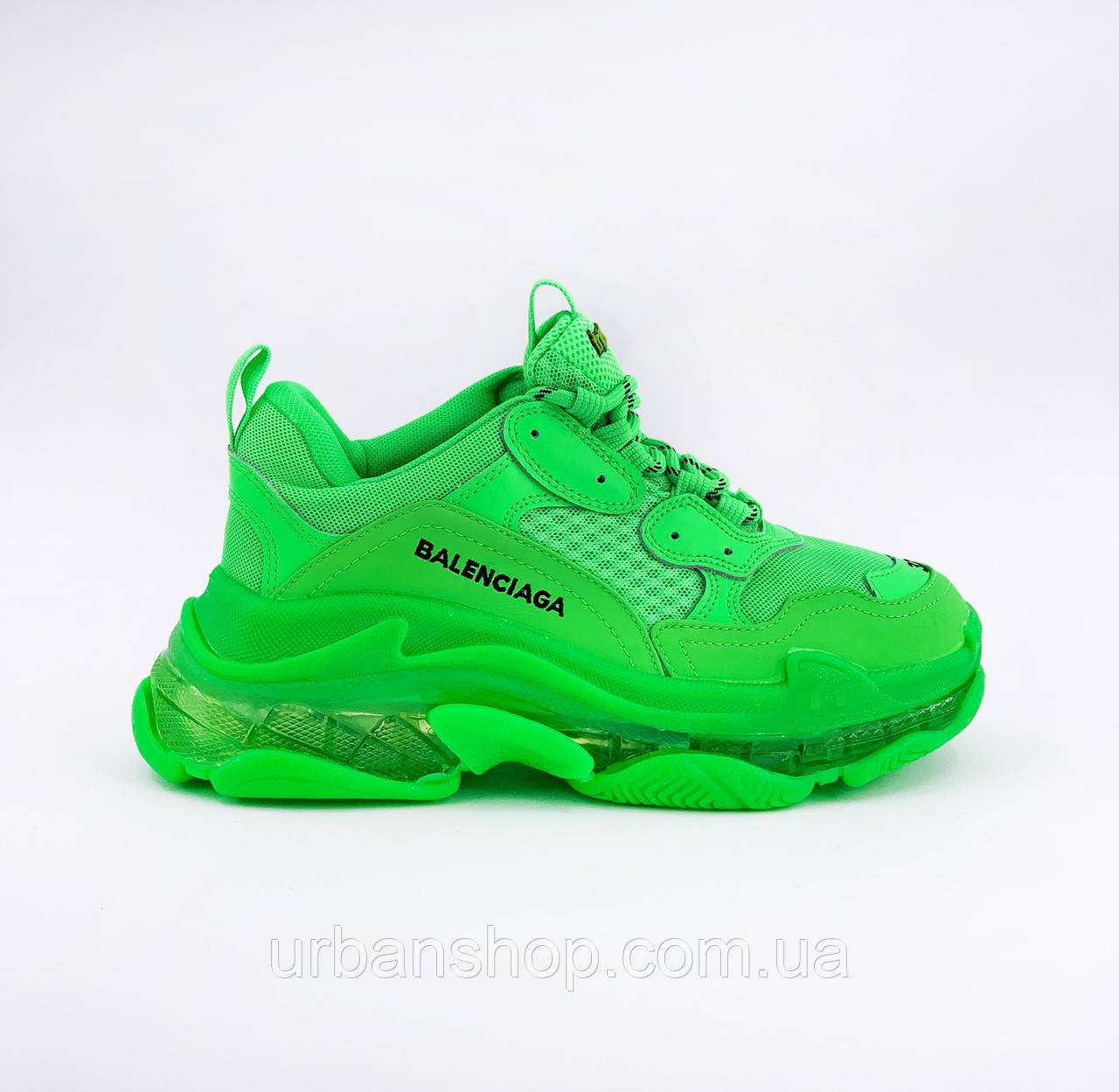 Ua balenciaga store triple s