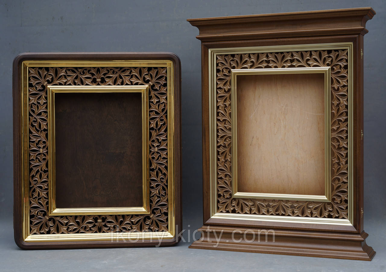 Кіот з різьбленим позолоченим рамою., фото 1