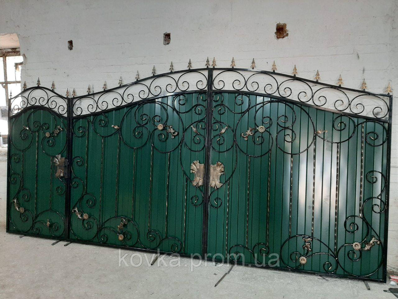 Ковані розсувні ворота з хвірткою з профнастилом, код: Р-0134 - фото 7 - id-p302710247
