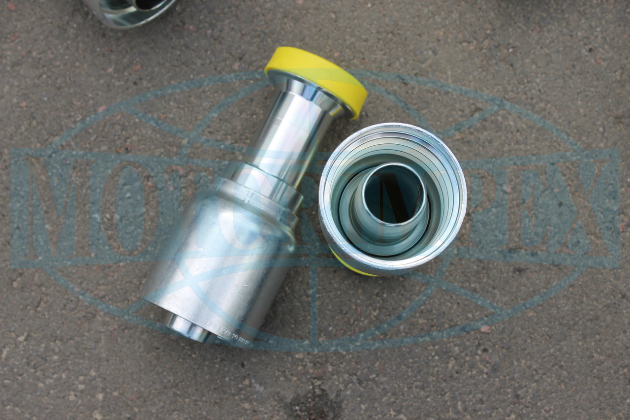 1XN78-24-24-1P фітінг для гідравлічних рукавів стандарту SAE 100R13 1 1/2