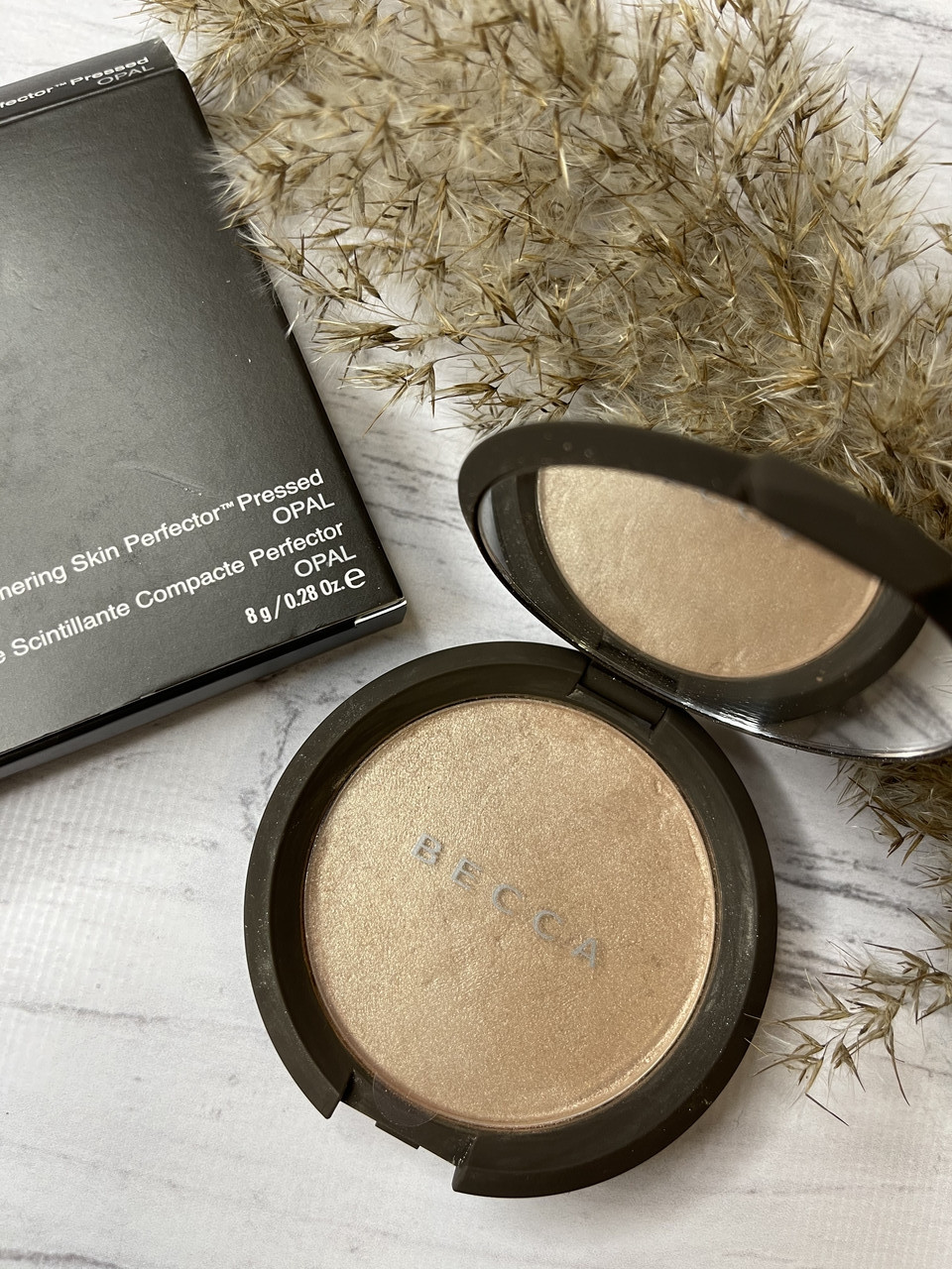 Культовий хайлайтер для обличчя Becca колір OPAL