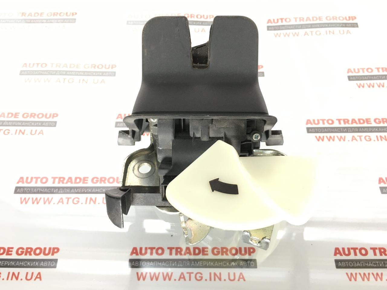 Замок кришки багажника VW Passat B7 USA 561-827-505-B