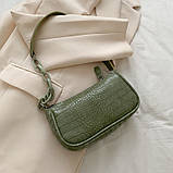 Жіноча класична маленька сумка багет на ланцюжку ремінці рептилія зелена оливкова хакі, фото 5