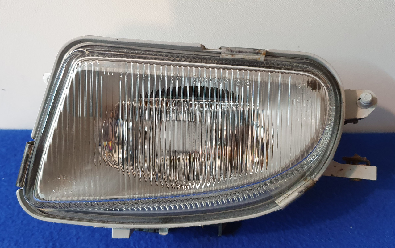 Протитуманна ліва фара Hella Mercedes W210 1999 - 2001