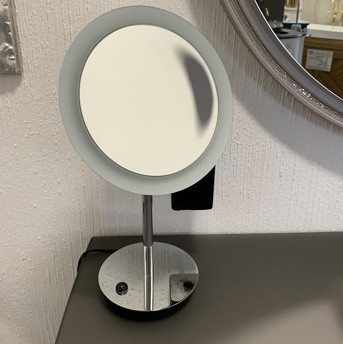 Настільне косметичне дзеркало з підсвічуванням Lineabeta Mevedo 23 см