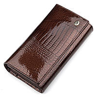 Місткий жіночий гаманець ST Leather 18427 (S8001A) Коричневий. Натуральна лакова шкіра