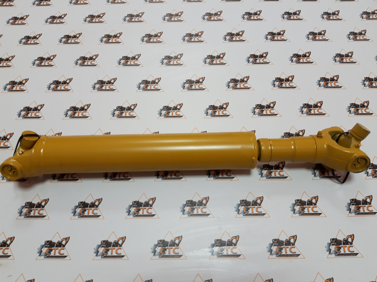 Кардан передний [304-3262, 3043262, 233-6738, 2336738] для CAT 428E, 432E, 434E, 442E, 444E, фото 1