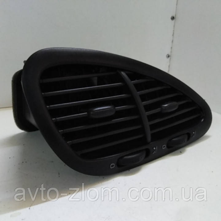 Центральний дефлектор салону Volkswagen Sharan, Ford Galaxy, Шаран, Форд Галаксі. 7M1819728E, 95VWA014C21AFW., фото 1