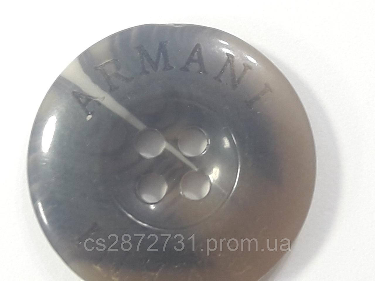 Пуговицы Armani, круглой формы ,диаметром 18 мм
