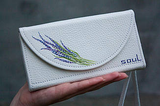 Женский кожаный кошелек