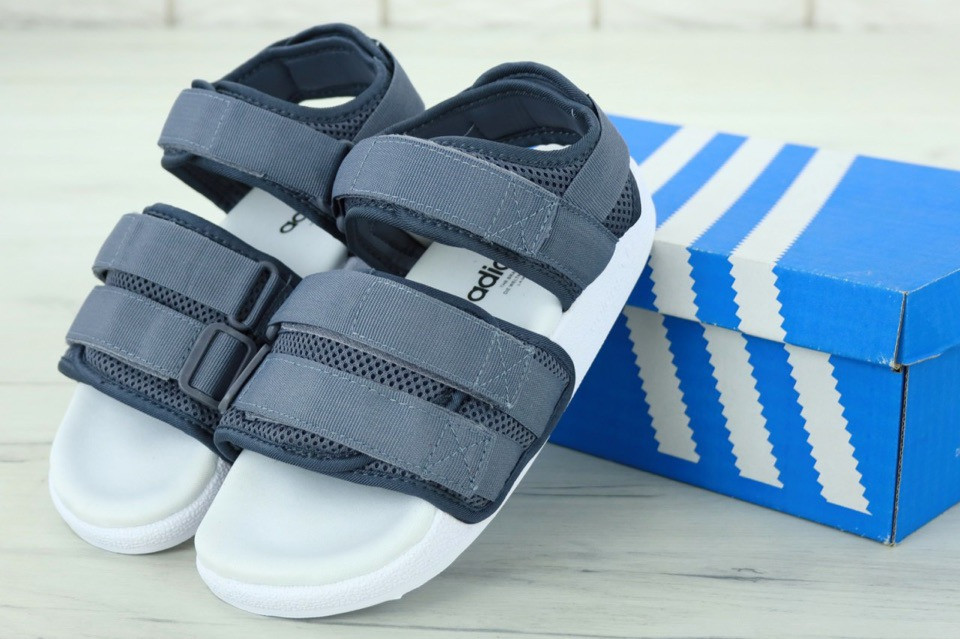 Жіночі сірі Сандалі Adidas