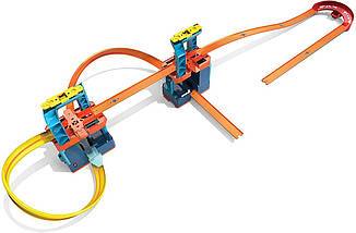 Трек "Небезпечний перехрестя" Hot Wheels Criss Cross Crash Motorized Track DTN42, фото 3