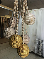 Подхват для портьер жёлтые и кофейные плетённые шары на шнурке