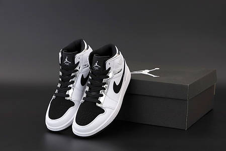 Жіночі кросівки Nike Air Jordan.Black/red . ТОП Репліка ААА класу., фото 2
