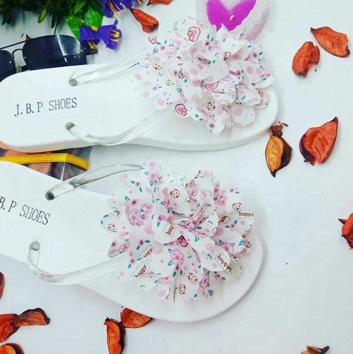 Акция! 37р Шлепки Сланцы женские J.B.P Shoes с объёмными цветам вьетнамки женские с цветами белыми