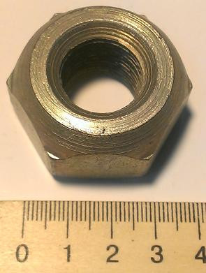 51-08 Гайка шпильки М20х1,5 різь права. 250712-П29.