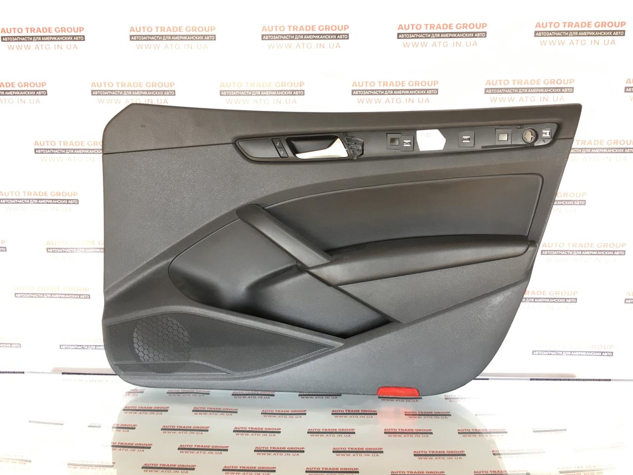 Обшивка дверей (карта) передня права VW Passat B7 USA 1.8 TSI 2012-2015 USA
