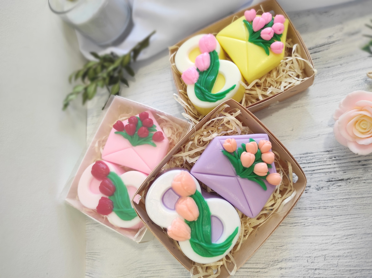 Набір подарунковий мило ручної роботи "8 Березня (тюльпани)", фото 1