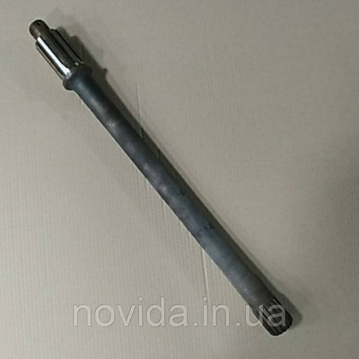 Вал задній середнього мосту КамАЗ 5320-2502201