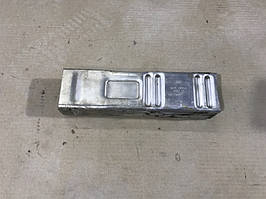 Кронштейн підсилювача бампера AUDI A4 B6 2.4BDV перед. (б/у)