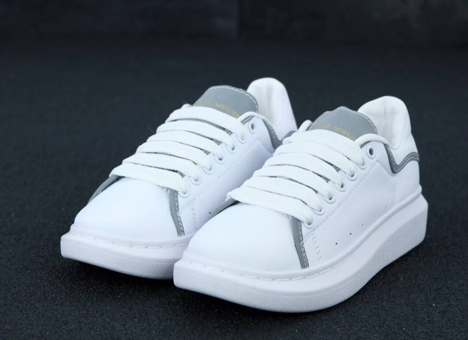 Жіночі білі Кросівки Alexander Mcqueen