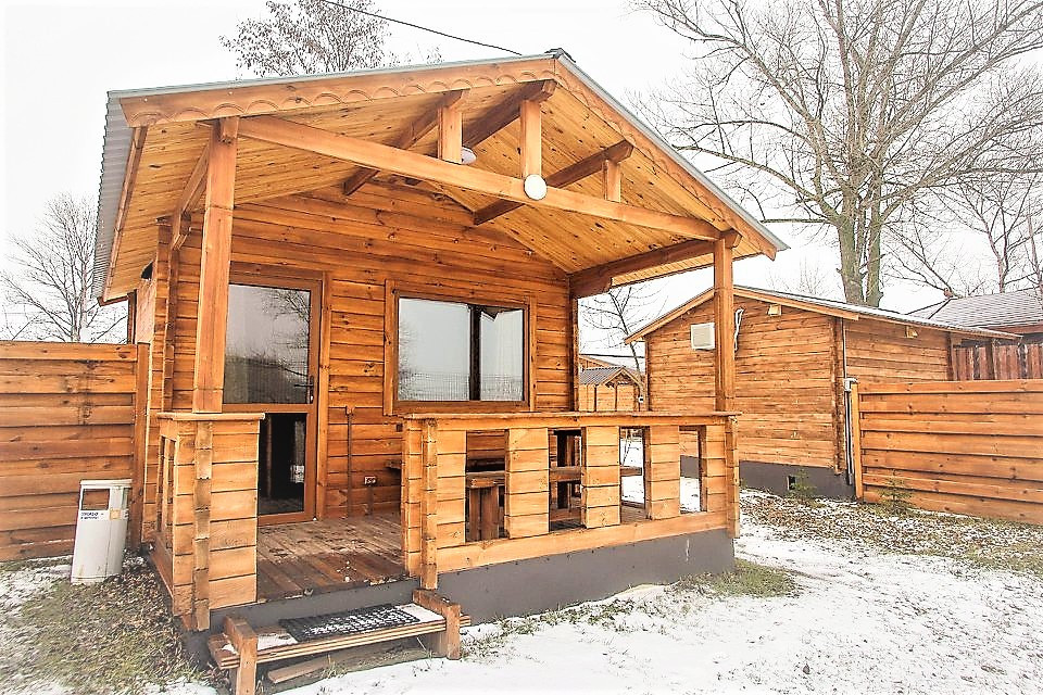 Будинок із термомомодифікованого бруса 24 м2 Thermo Wooden House 001. Кредитування будівництва дерев'яних будинків, фото 1