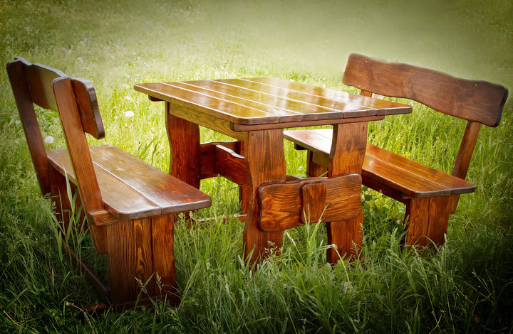 Меблі дерев'яні соснова та дубова для будинку й саду, ресторану і кафе від виробника