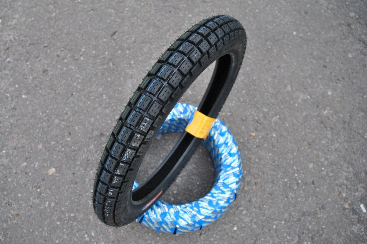 Покришка 2.75-17 CHAOYANG TIRE H-881