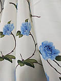 Комплект штор з голубими квітами.Пошитий на тисьму.
2 штори по 1.5м висота 2.7м, фото 2