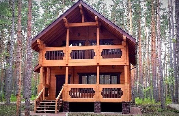 Будинок дерев'яний з профільованого клеєного бруса 9х8 м