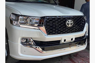 Решітка Toyota LC 200 дизайн 2019
