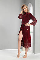 Женский халат Nusa 0383 длинный, велюровый с кружевом, бордовый S