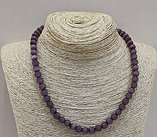 Намисто з каменю котяче око.