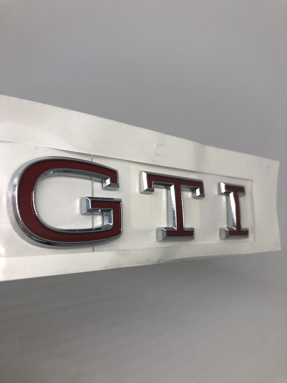 Емблема логотип напис vw golf GTI ОРІГІНАЛ! (червоний)