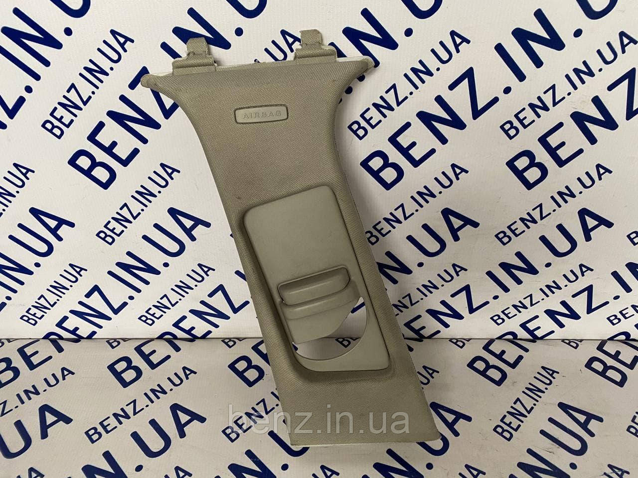 Обшивка стійки центральної лівої Mercedes W204 A2048600130, фото 1