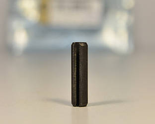 Штифт вилки переключення КПП на Renault Trafic 2001-> — RENAULT (Оригінал) - 7703067291