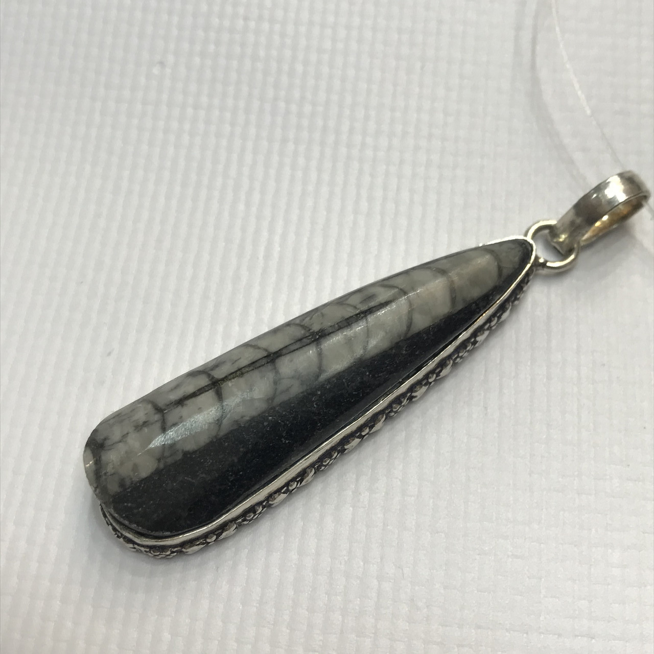 Окаменелый кулон из натурального окаменелого ортоцераса Индия, фото 1