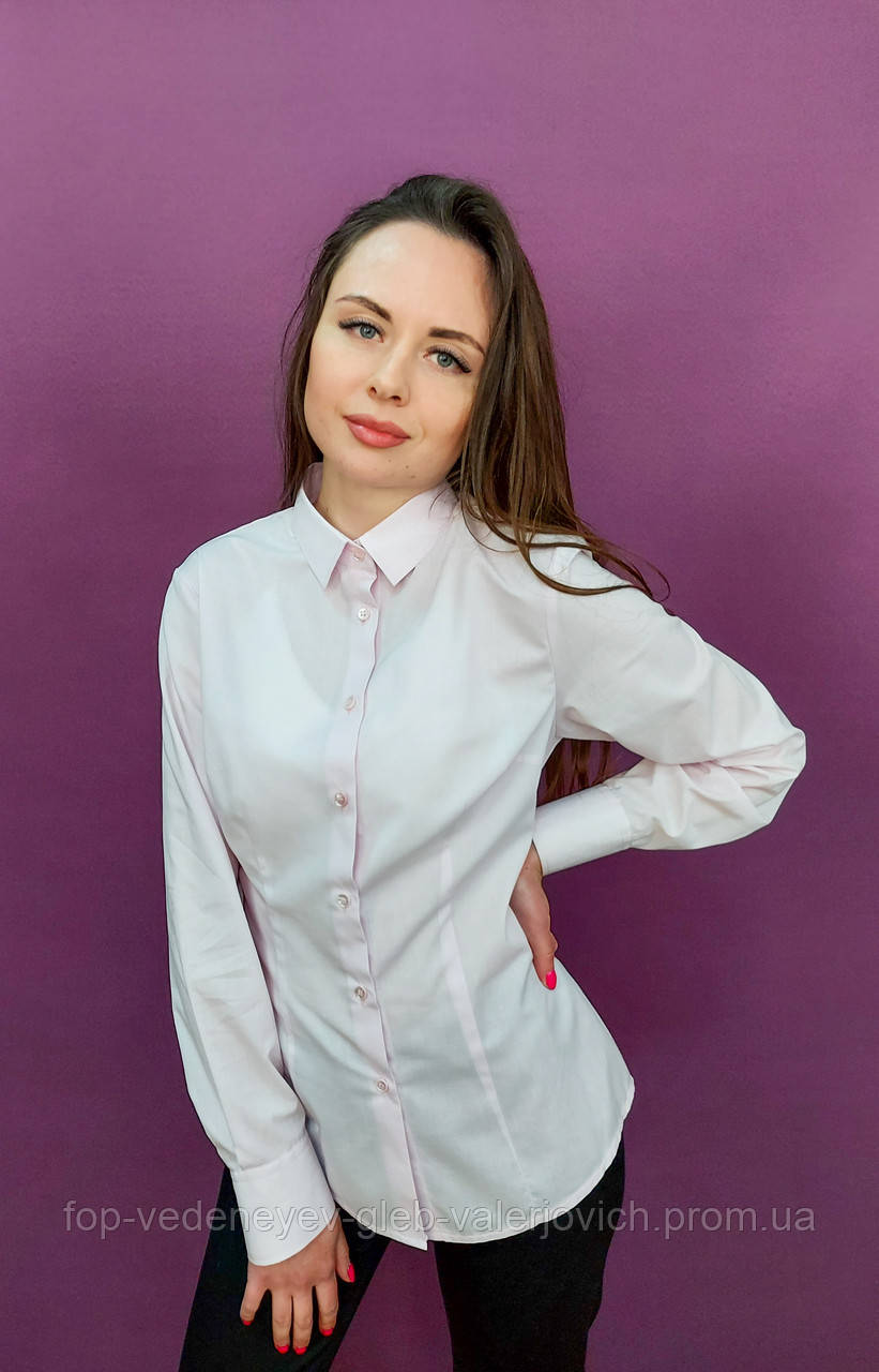 Класична блуза рожевого кольору