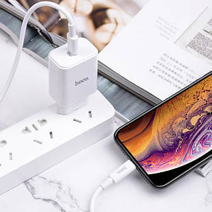 Мережевий зарядний пристрій Hoco C71A Star Speed PD3.0 with Type-C to Lightning Cable EU White