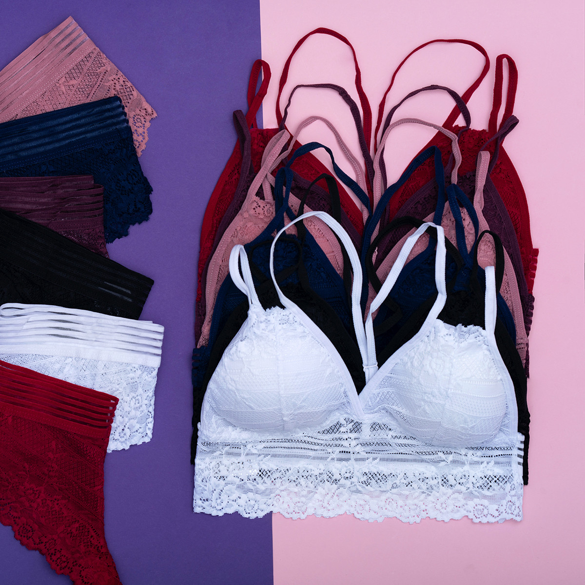 Комплект белья кружевной RUMU из бралетта и слипов купить оптом ...