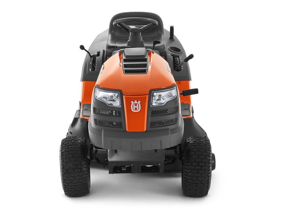 Садовий трактор Husqvarna ТC 138L